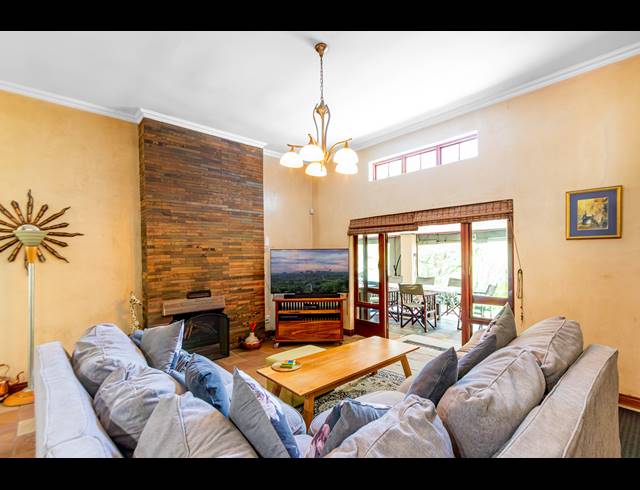 4 BEDROOM HOUSE FOR SALE IN NORTH RIDING AH